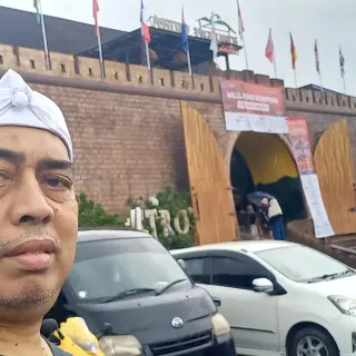 Anaa bakhtiar