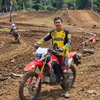 Udeng Sukardi