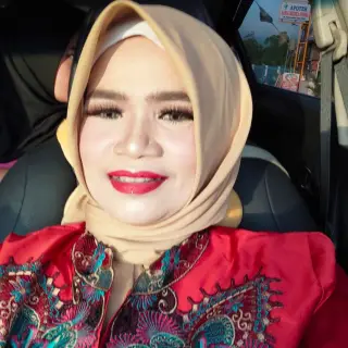 DEWI TRESNANINGSIH